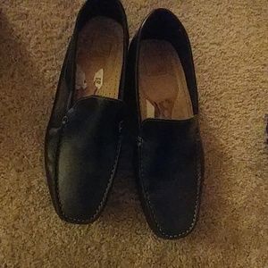 14th and Union shoes